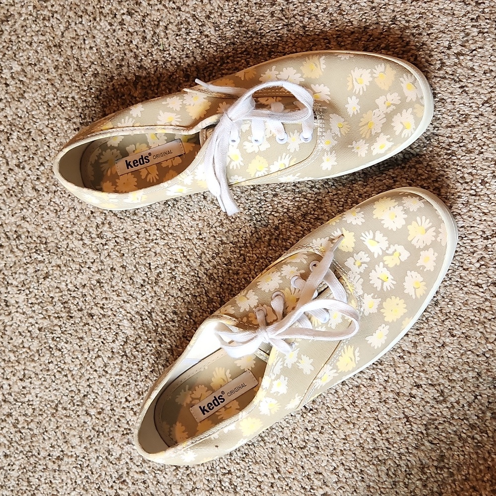 Keds | Neutral Daisy Flat Sneakers